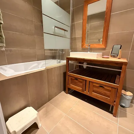 La Vela T3 De 70m2 Rénové - Centre Historique Vieux-port - Appartement *